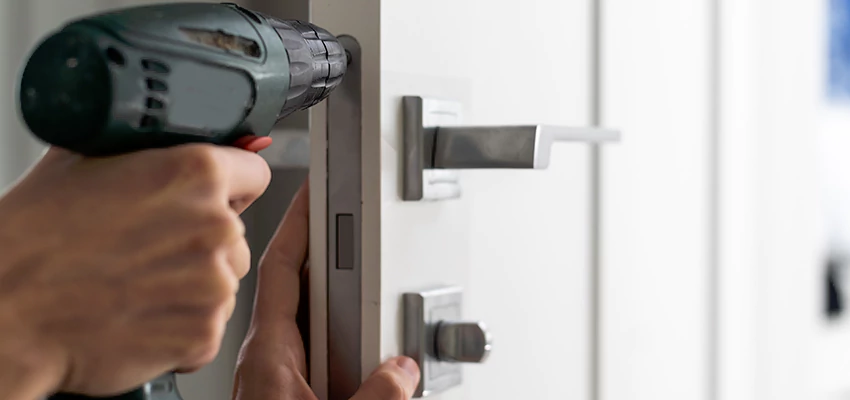 Locksmith For Lock Replacement Near Me in Edwardsville, IL