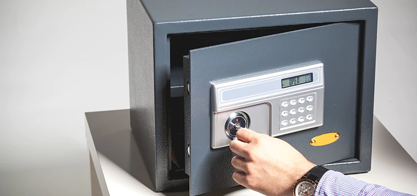 Jewelry Safe Unlocking Service in Edwardsville, Illinois