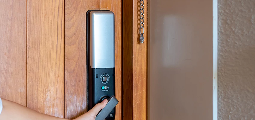 Home Security Electronic Locks Upgrades in Edwardsville, IL